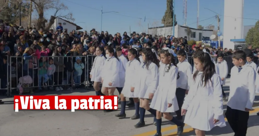 Día de la Independencia: gran presencia en el desfile patrio