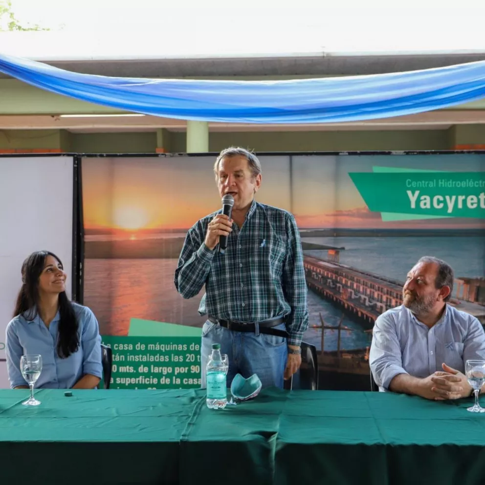 La Eby entregó 100 títulos de propiedad en el barrio San Isidro de Posadas