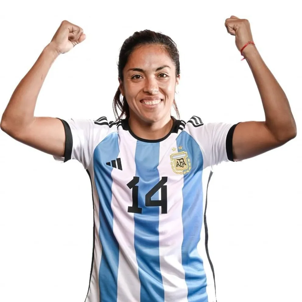 Miriam Mayorga vuelve a vestirse con la celeste y blanca 