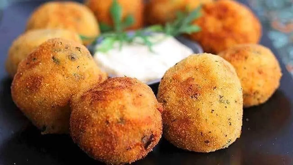 Bombas de papa rellenas con carne picada: manjar super fácil de preparar