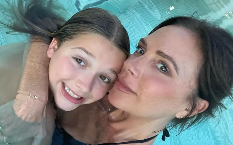 Victoria Beckham y su hija Harper marcan la tendencia con estos destacados y llamativos looks