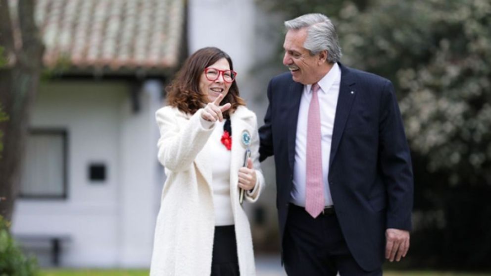 Expectativa por los anuncios que hará Batakis este lunes