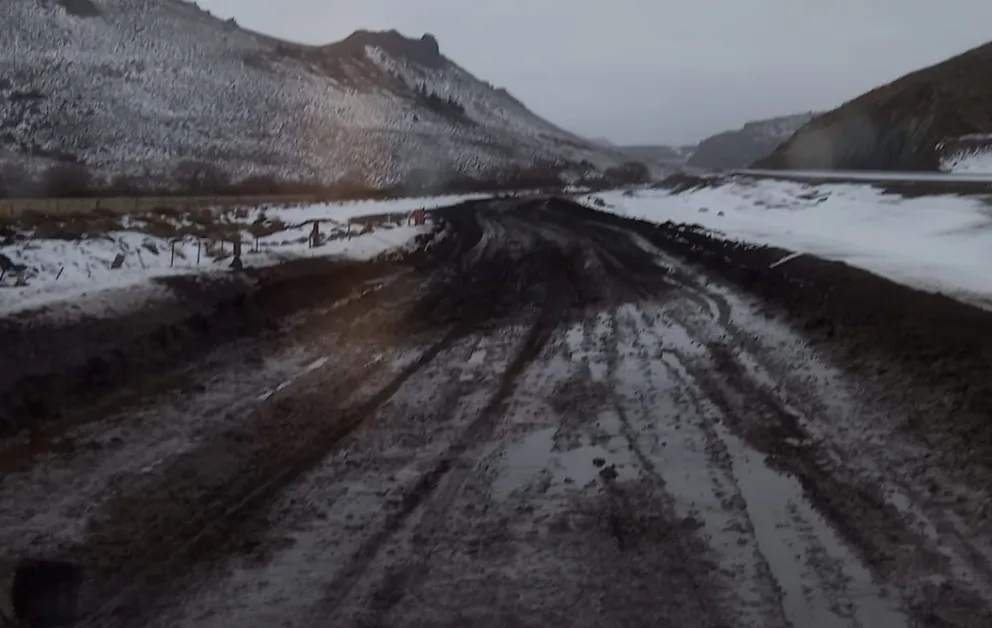 Continúa restringido el tránsito para vehículos pesados en la ruta 23