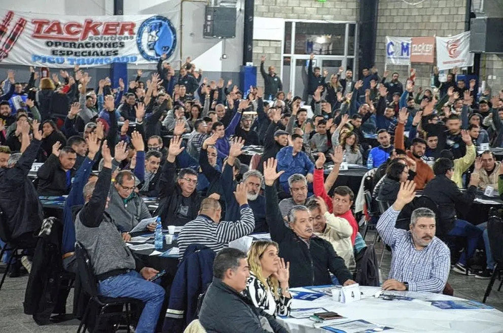 Petroleros Jerárquicos aprobó en  Asamblea el Balance del ejercicio 2021