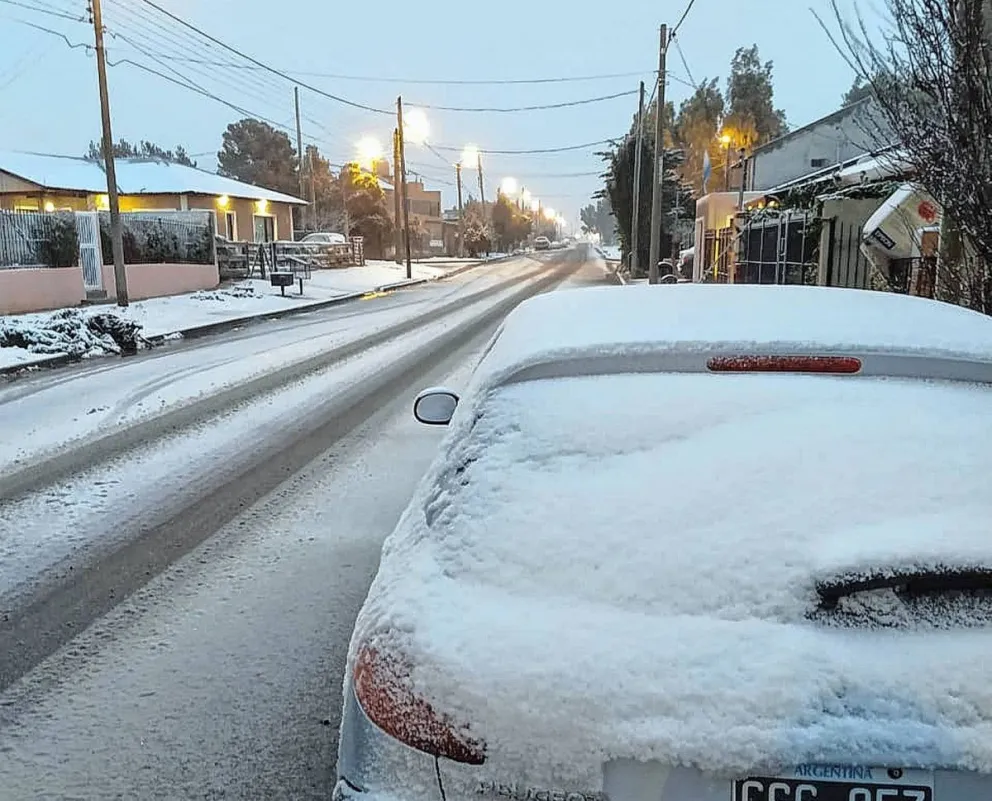 Colectivos no circulan en zonas altas y en zona norte funcionan con demoras