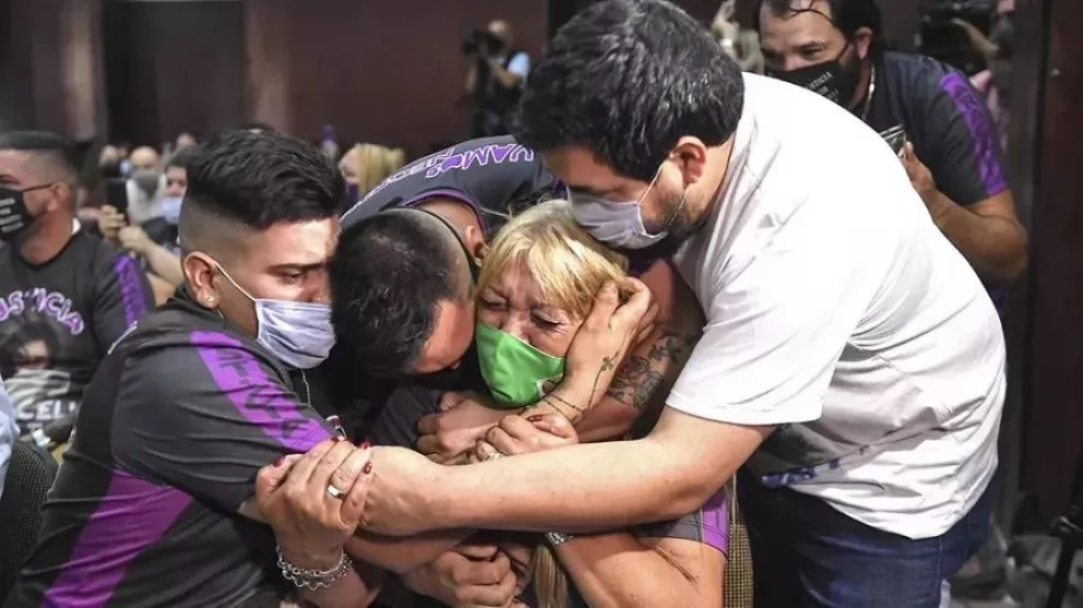 La mamá de una joven asesinada defendió al adiestrador de perros e investigador de Viedma