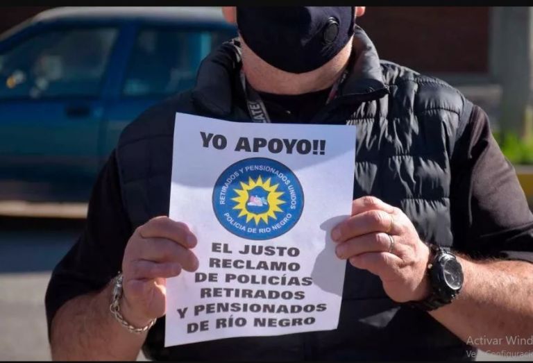 Bajo el lema «Basta de sueldos de hambre», policías retirados vuelven a movilizar en Roca
