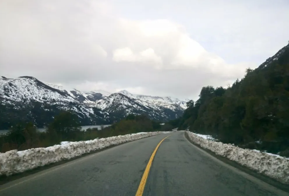 Parte de rutas: condiciones normales entre Bariloche y El Bolsón, pero anuncian nevadas
