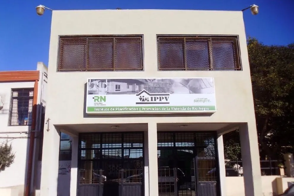 Denuncian a un agente de IPPV por supuesta venta de datos privados