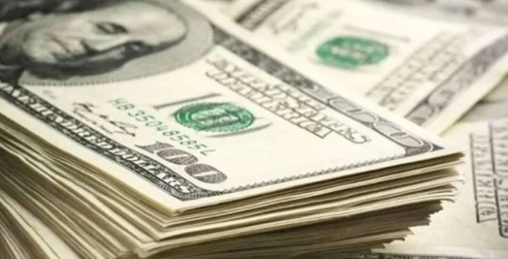 Dólar oficial y dólar blue: a cuánto operan el martes 12 de julio