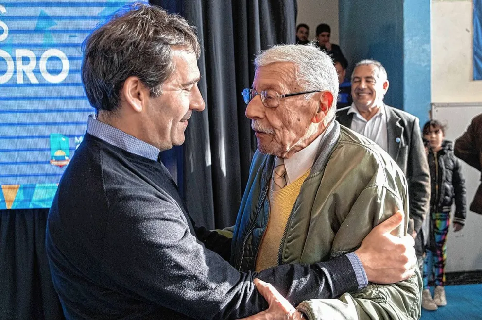 50º Aniversario del Gimnasio Municipal Nº1: del emotivo acto participó Eduardo Bernal, uno de sus fundadores 