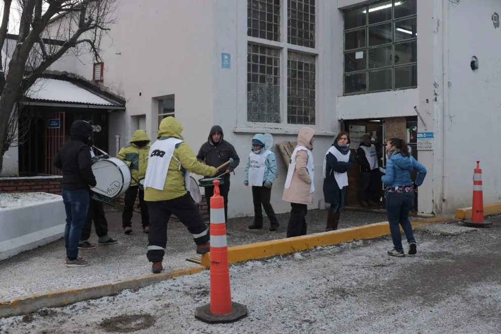 Volvió la retención de servicios en Tránsito y Transporte