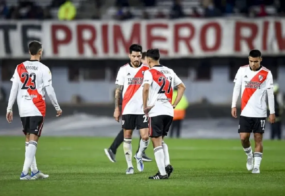  Vélez empató contra River 