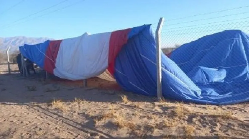 Un globo aerostático apagó la luz de todo Cafayate