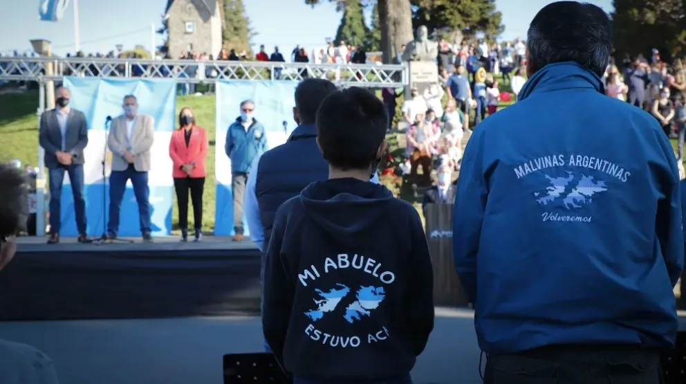 Carreras promulgó la Ley que equipara beneficios entre ex combatientes de Malvinas