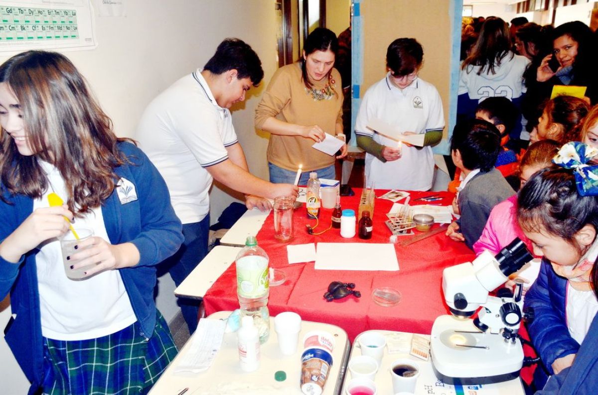 Acto de Apertura de la Feria de Educación, Ciencia, Arte y Tecnología ...