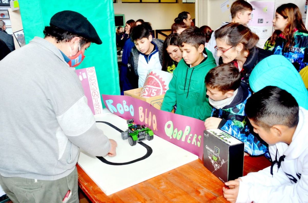 Acto de Apertura de la Feria de Educación, Ciencia, Arte y Tecnología ...