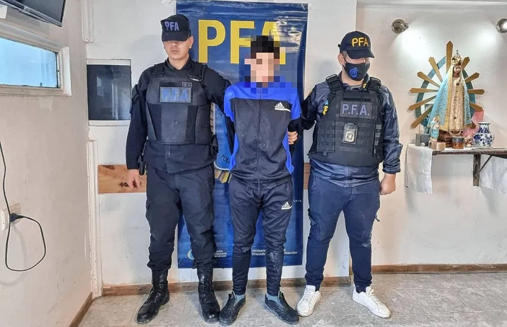 La Policía Federal de Comodoro detuvo a tres hombres que estaban condenados por el Tribunal Oral Federal