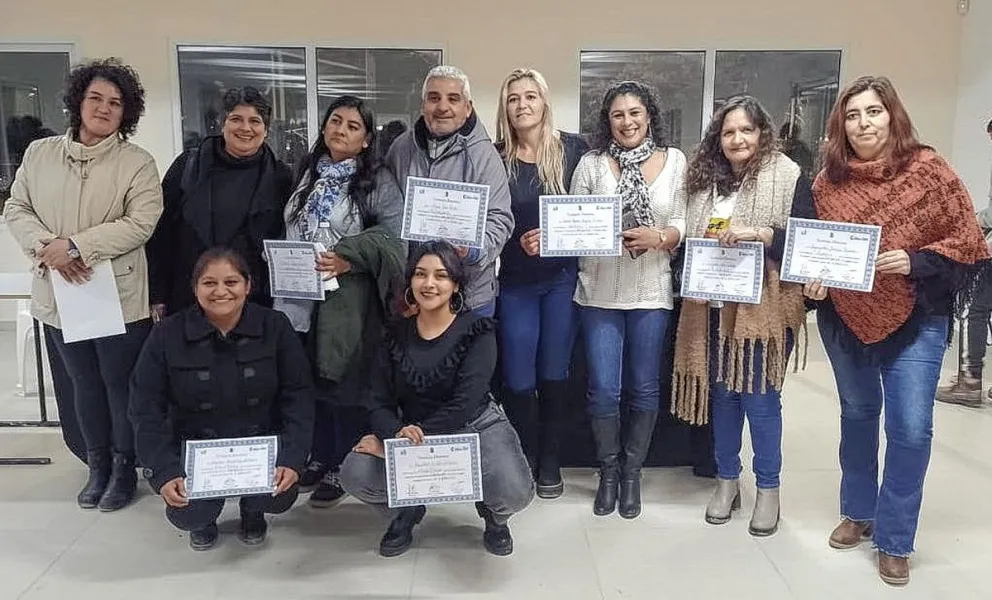 La nueva conducción vecinal del barrio Padre Juan Corti está conformada por el 99% de mujeres