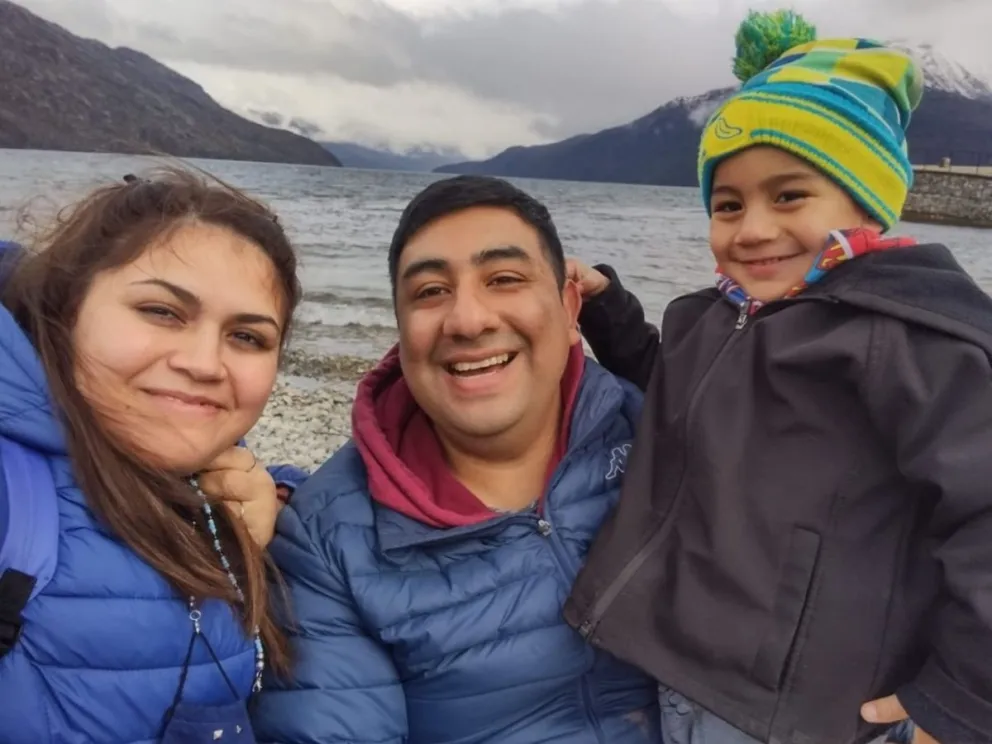 Todos por Mirko: el pequeño viedmense debe afrontar una cirugía costosa y sus padres necesitan ayuda