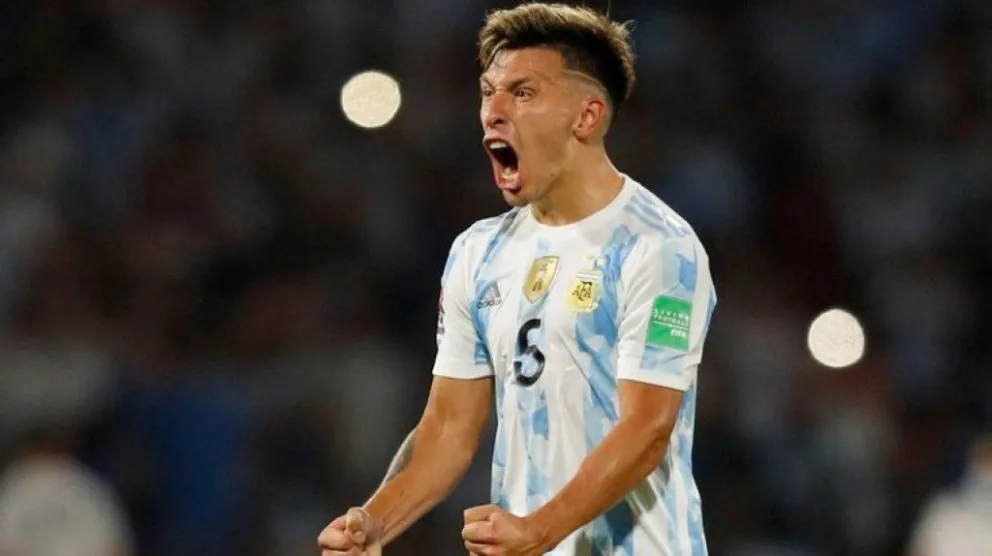 Lisandro Martínez pasa al Manchester United por una cifra millonaria