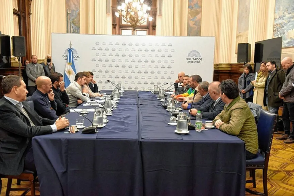 Cristina Kirchner y Massa cerraron la paritaria del Congreso con 69% de aumento