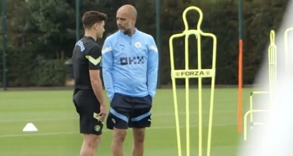 Video: primeras charlas de Pep Guardiola con Julián Álvarez en la práctica del City