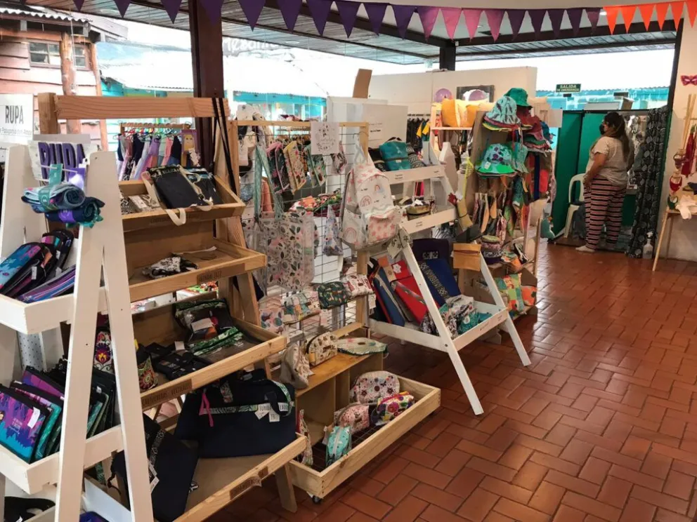 Este sábado llega la 25° Edición Primaveral de Uniendo Tramas