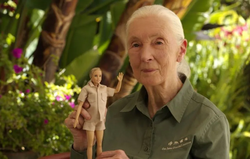 Se lanzó una nueva Barbie ecológica y sostenible: un homenaje a Jane Goodall