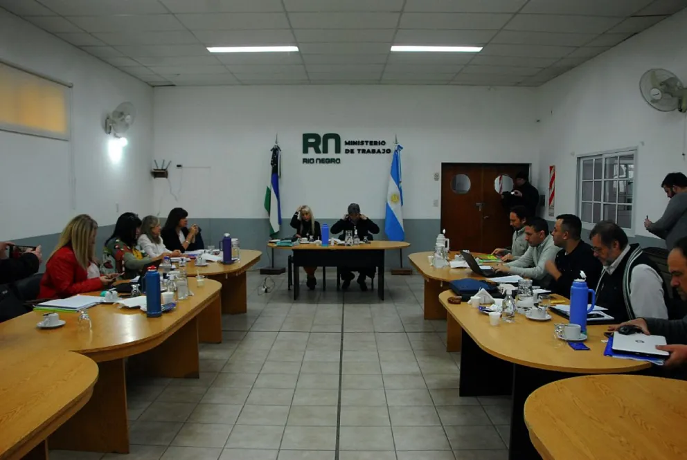 El Gobierno de Río Negro convocó a paritarias para el 5 septiembre