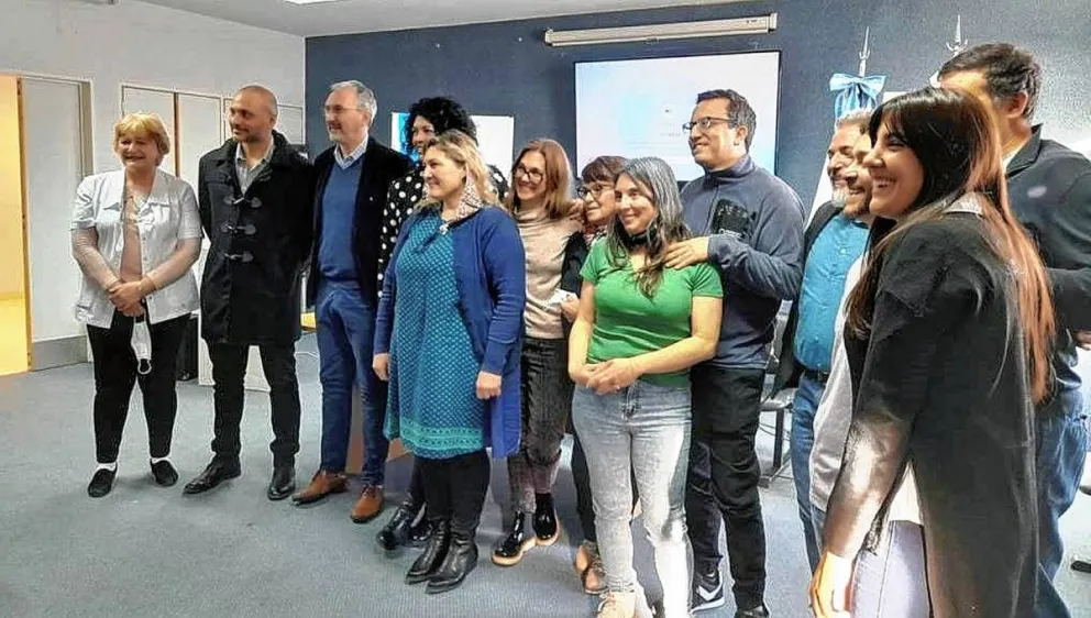 Chubut y el CENPAT firmaron inédito convenio para estudiar aplicaciones del Cannabis Medicinal