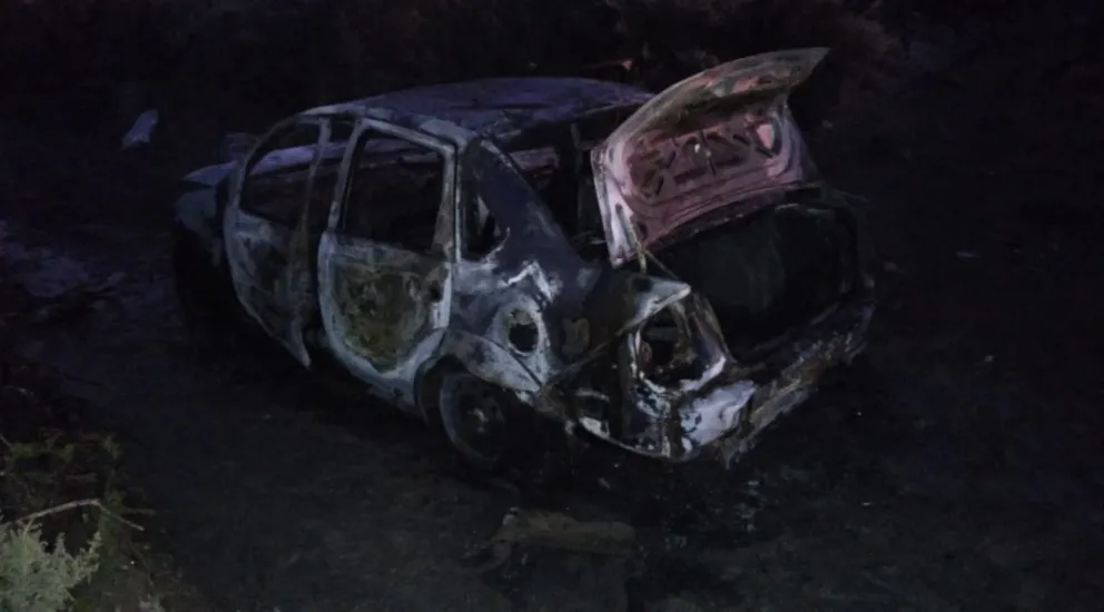 Un desperfecto mecánico provocó que se incendiara su auto