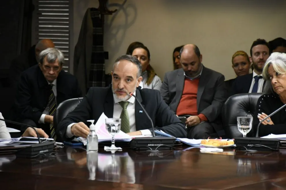 Doñate exhortó a Rosatti para que cumpla con su propio fallo 