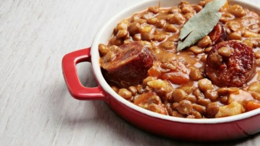 Paso a paso: cómo hacer un delicioso guiso de lentejas y chorizo colorado