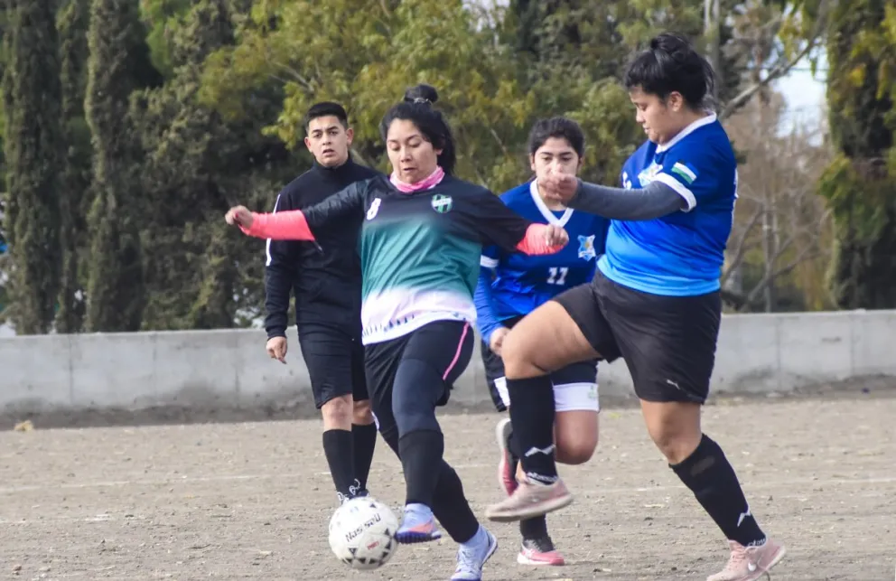 Se jugó una nueva fecha del Femenino Barrial con muchos partidos reñidos