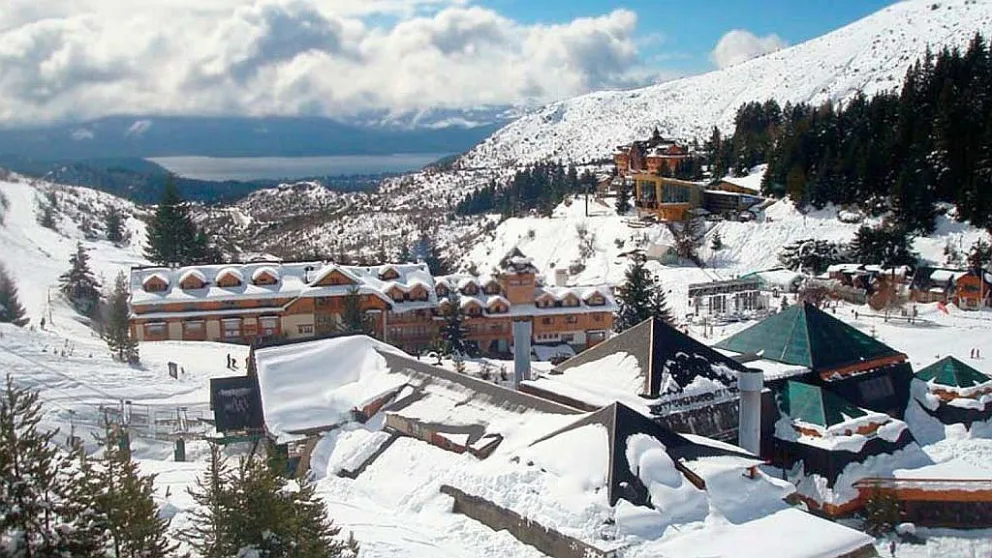 Intenso movimiento turístico en el inicio de las vacaciones de invierno: los destinos más solicitados