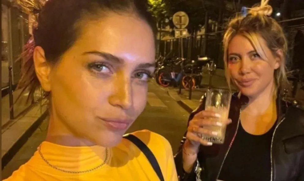Wanda Nara y su hermana disfrutan de su viaje 