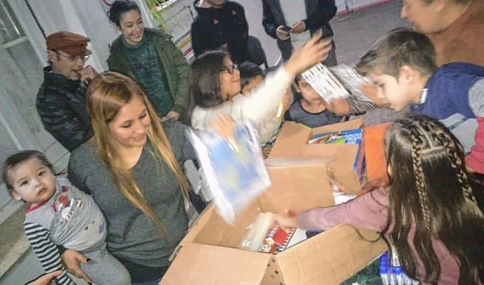 Emotivo encuentro de la Juventud Sudafricana y la asociación Somos Azules