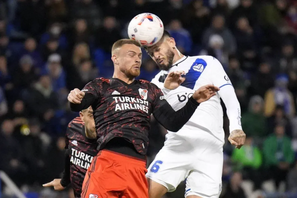En un partidazo, River y Vélez igualaron 2 a 2
