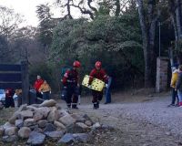Accidente en plena excursión: docente debió ser rescatar en el Cerro Elefante