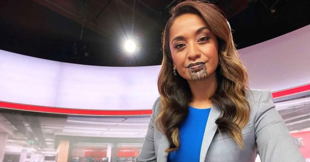 Orgullosa por su descubrimiento en el 2019 decidió tatuarse el mentón