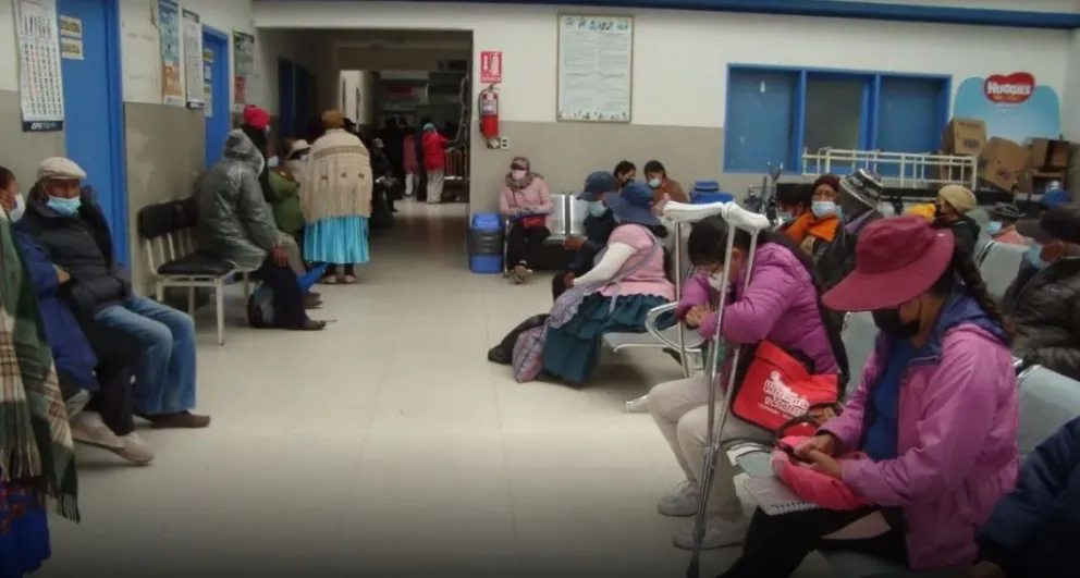 Presentan un proyecto para empezar a cobrarle la salud a los extranjeros en los hospitales de la provincia