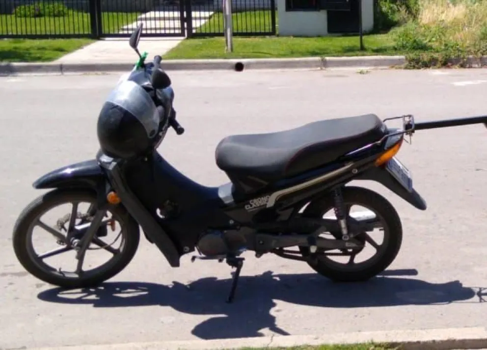 Le robaron su moto a un trabajador de NoticiasNet