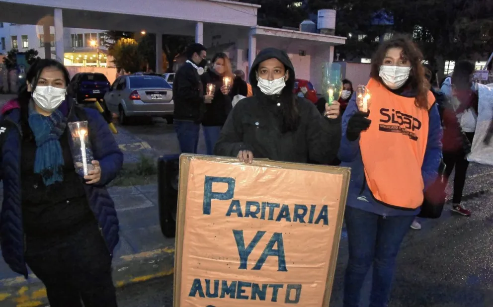 Por los reclamos de médicos y trabajadores de los hospitales, el SISAP solicitó paritarias