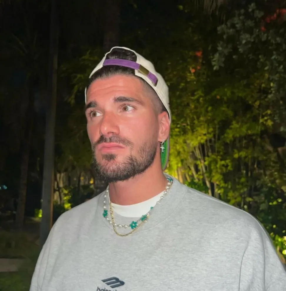 El posteo de un jugador a Tini despertó los celos de Rodrigo De Paul
