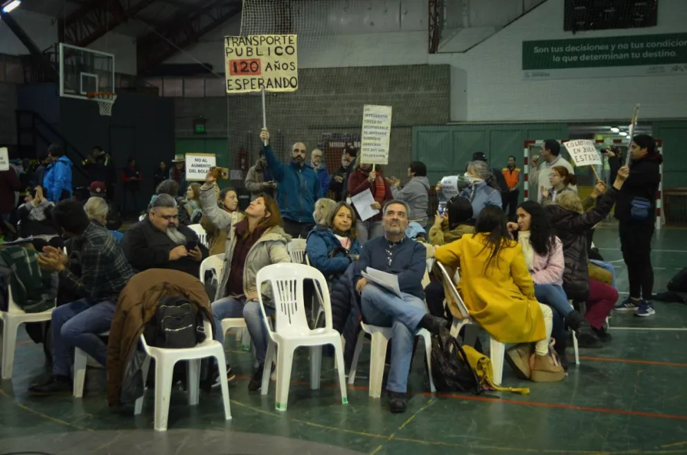 La Asamblea Popular Bariloche debate su intervención en la Fiesta Nacional de la Nieve