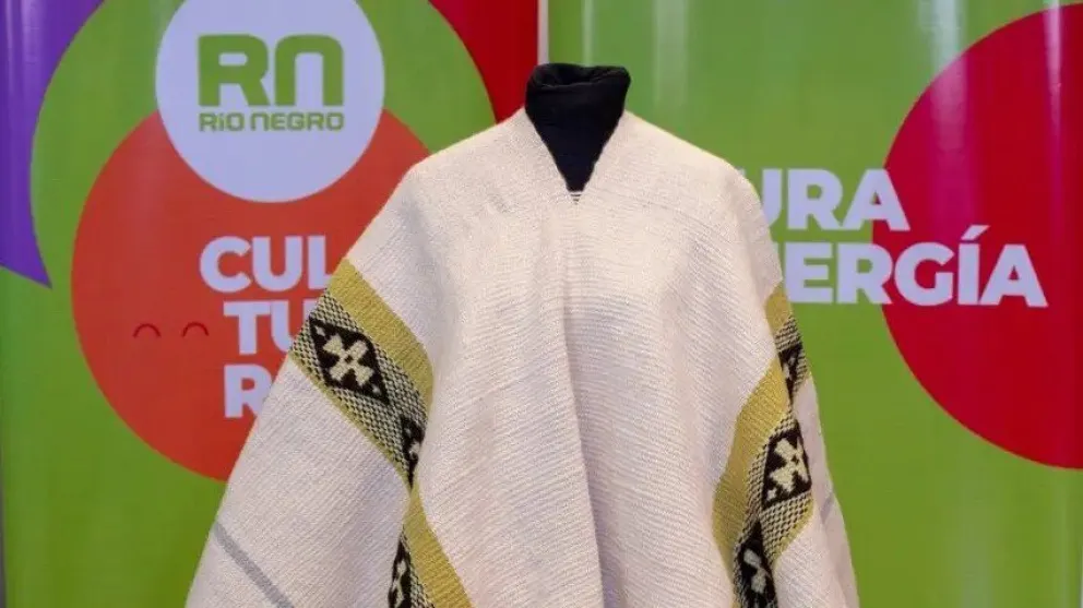 El poncho rionegro formó parte de su primera Fiesta de la Tradición