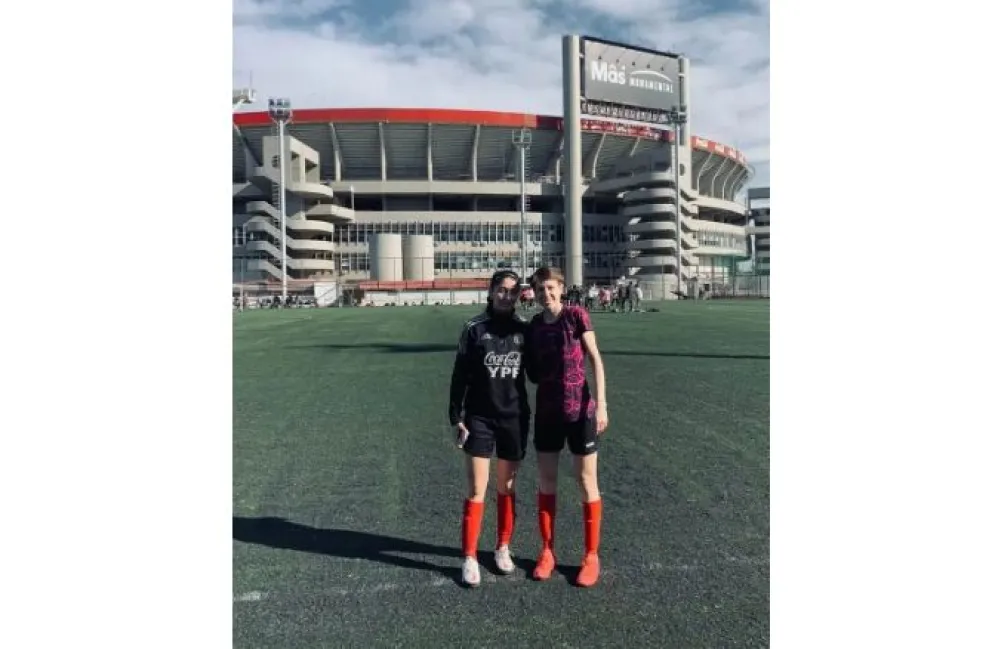 Dos jugadoras de San Martín de los Andes se probaron en River
