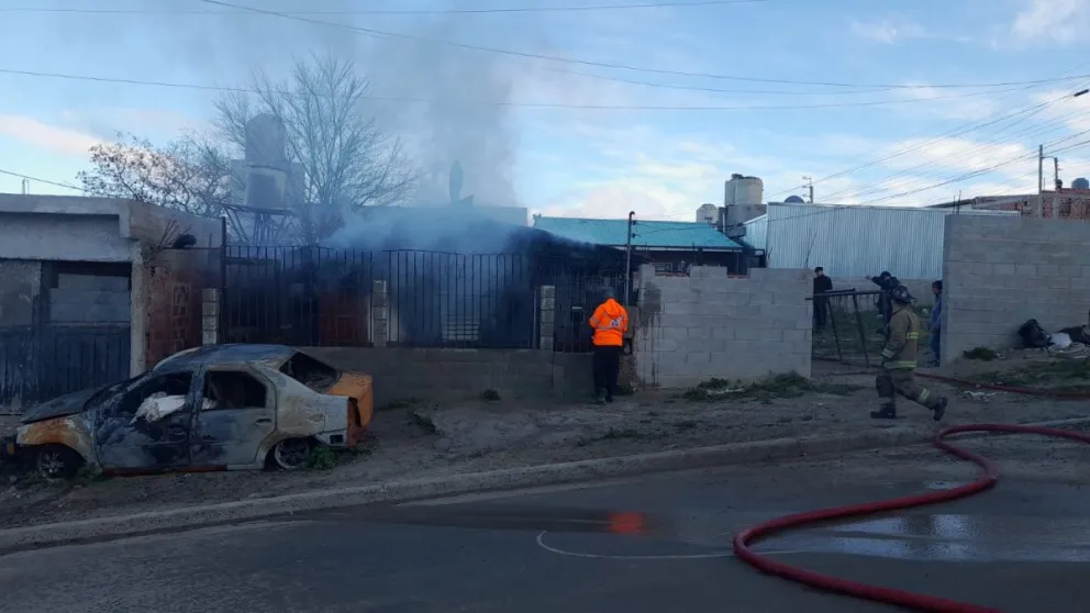 Fatal incendio en el barrio San Martín: Una mujer y dos de sus hijos fallecieron