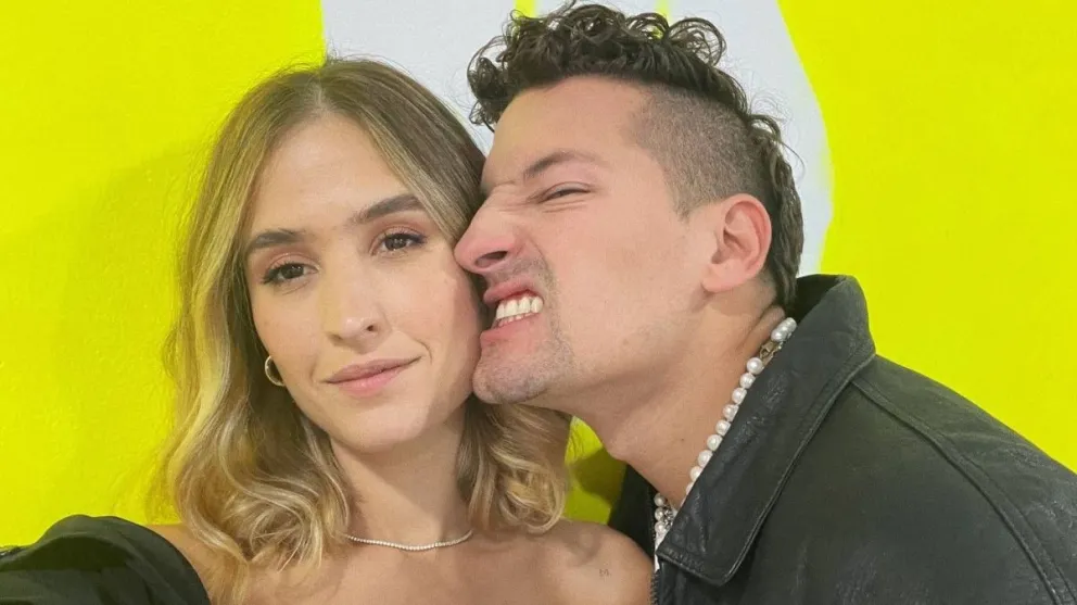 Mau Montaner y Sara Escobar derritieron las redes con romántica postal